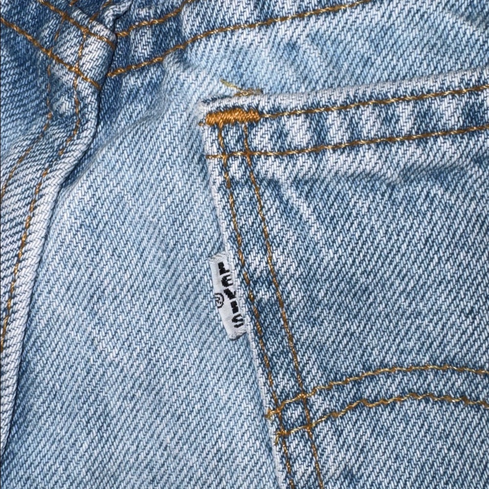 Vintage Levi’s 910 size 7 Regular Fit Jean Shorts Light Wash 37954 - Picture 5 of 6
